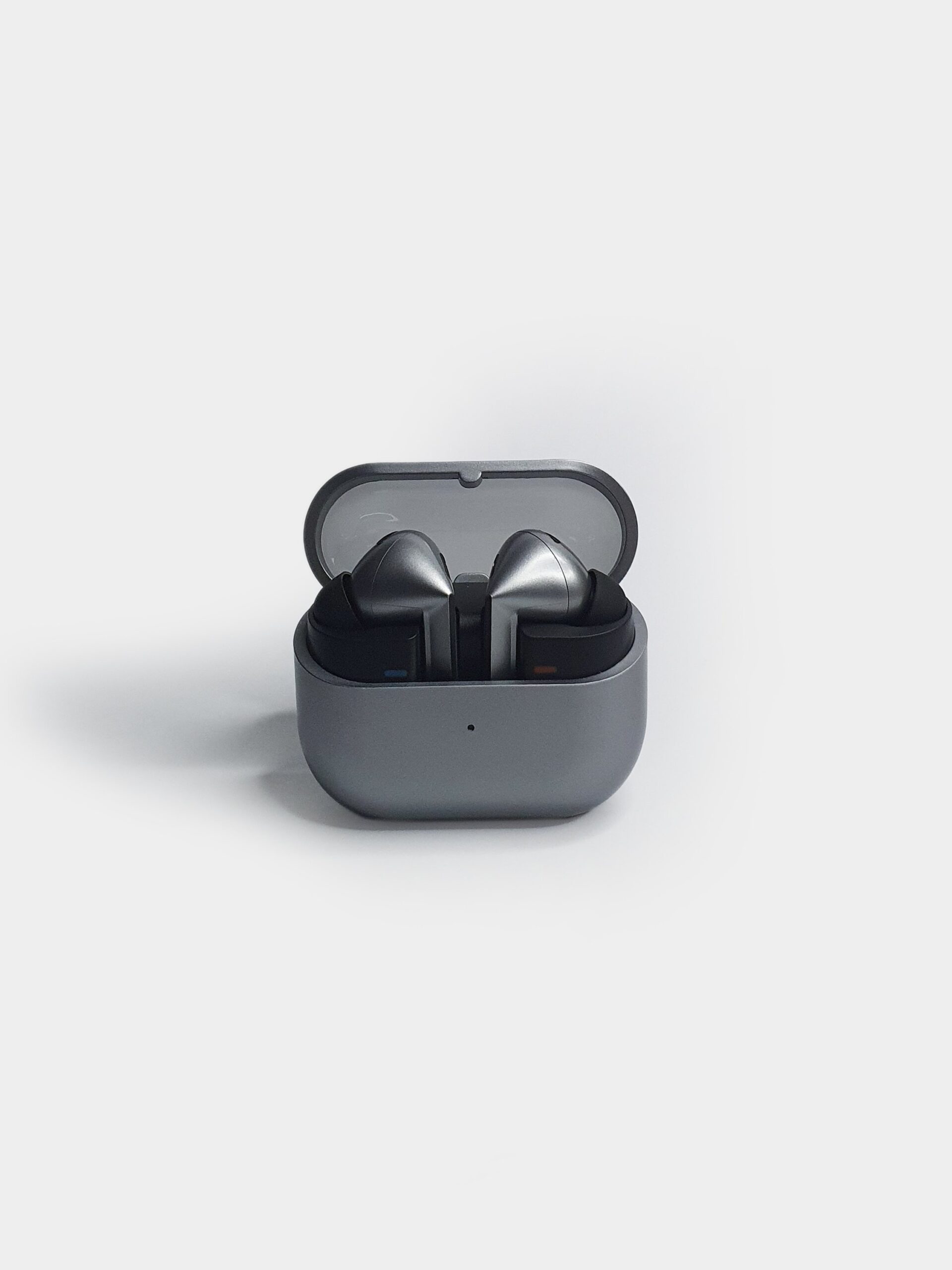 2025/07/20250722_201109-scaled.jpg Galaxy Buds 3 Pro - Image 2